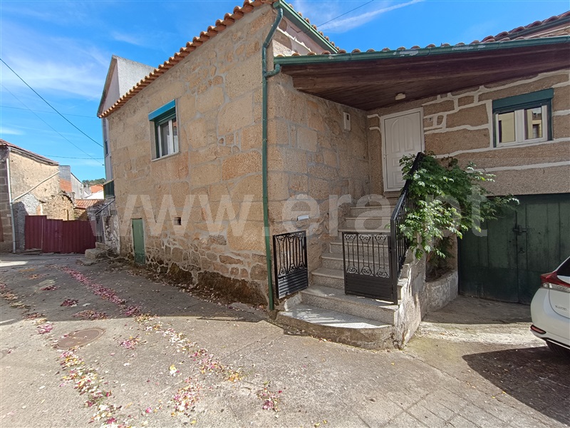 Moradia T3 / Vinhais, Rebordelo