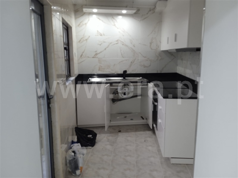 Moradia T3 à venda em Ribafeita, Viseu — foto 2