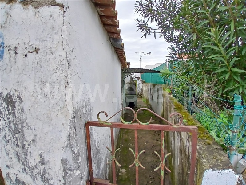 Moradia T4 à venda em Brunheirinho, Abrantes — foto 2