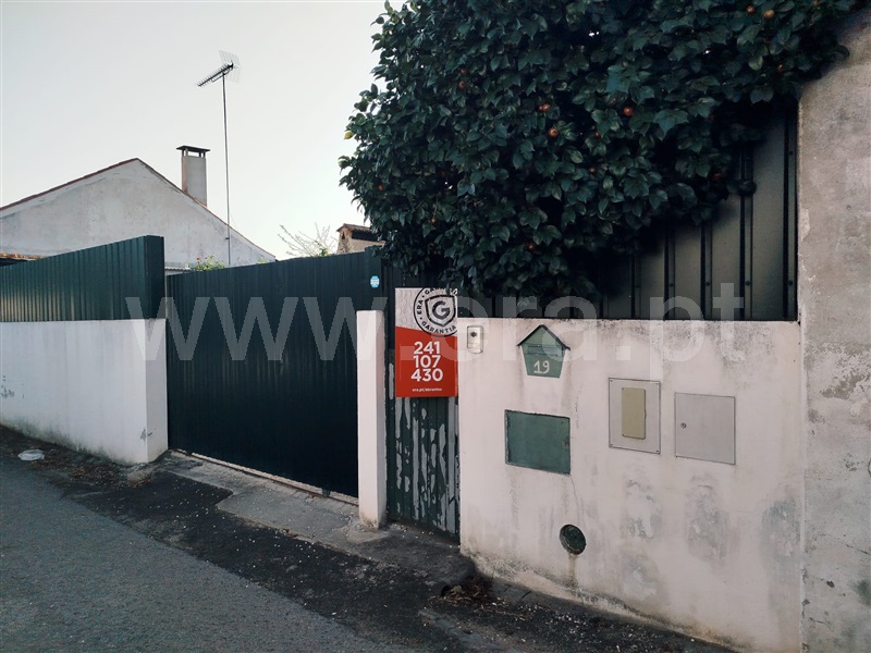 Moradia T4 / Abrantes, Casais de Revelhos