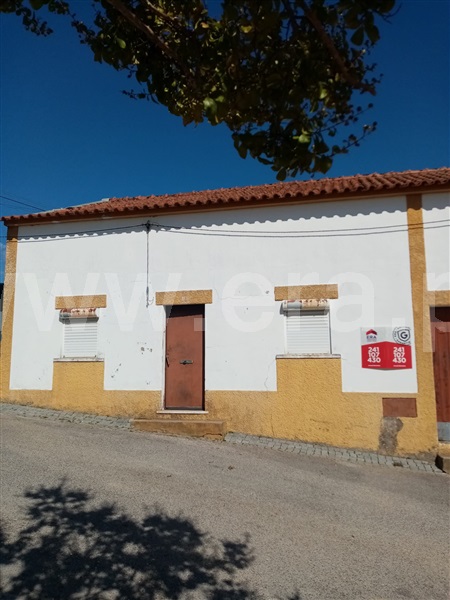 Moradia T4 / Abrantes, São Miguel Rio Torto