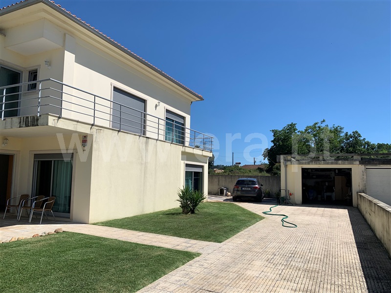 Moradia T4 / Albergaria-a-Velha, Ameal