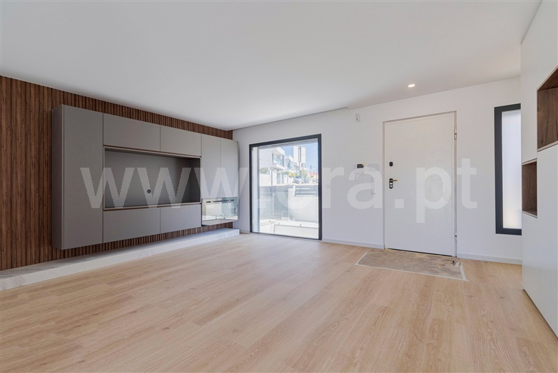 Moradia T4 à venda em Charneca da Caparica, Almada — foto 3