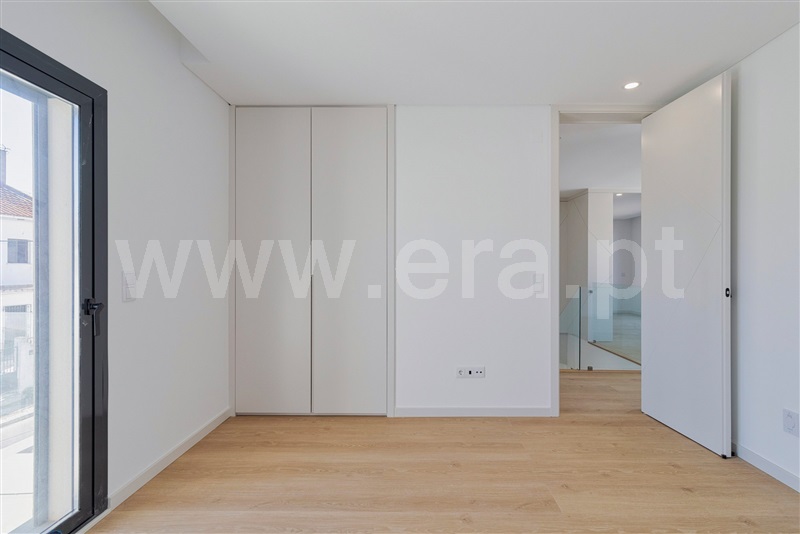 Moradia T4 à venda em Charneca da Caparica, Almada — foto 11