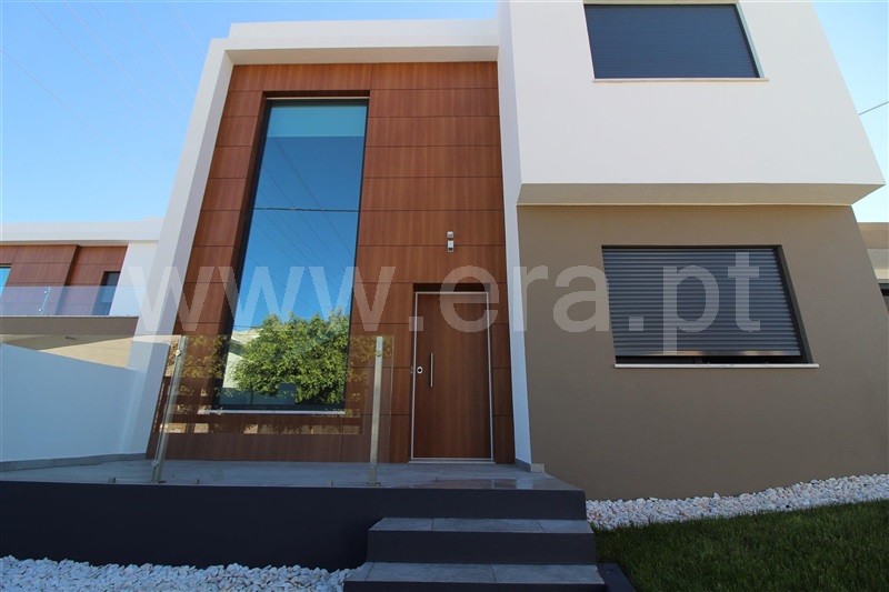 Moradia T4 / Almada, Quintinhas