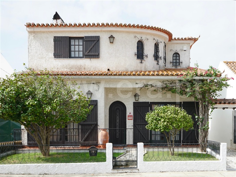Moradia T4 / Alpiarça, Alpiarça
