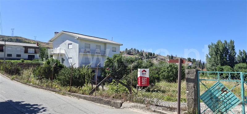 Moradia T4 / Armamar, Fontelo