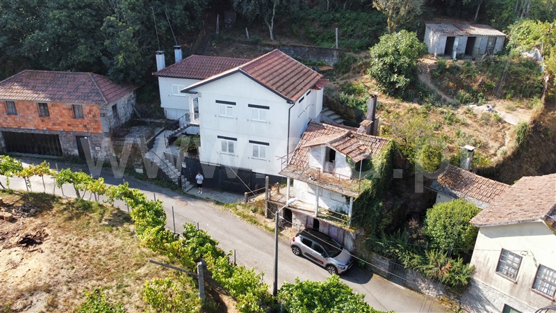 Moradia T4 / Arouca, Arouca e Burgo