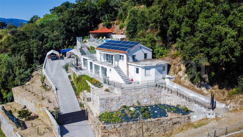 Moradia T4 / Baião, Santa Cruz do Douro e São Tomé de Covelas