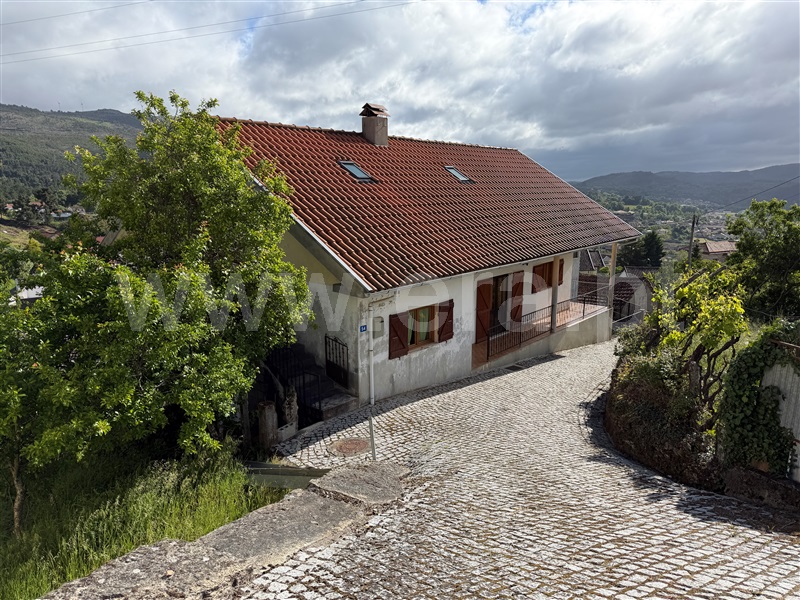 Moradia T4 / Boticas, Boticas e Granja