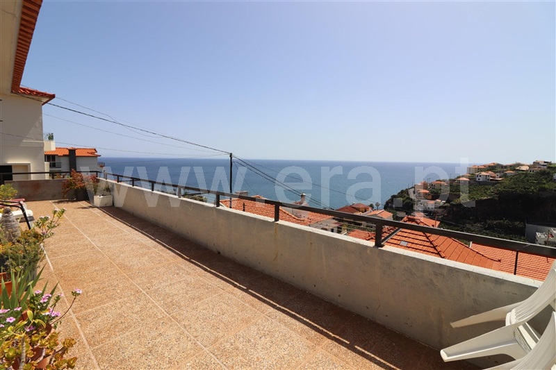 Moradia T4 / Câmara de Lobos, Câmara de Lobos