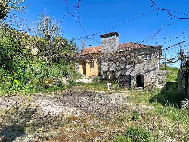 Moradia T4 / Celorico de Basto, Ribas