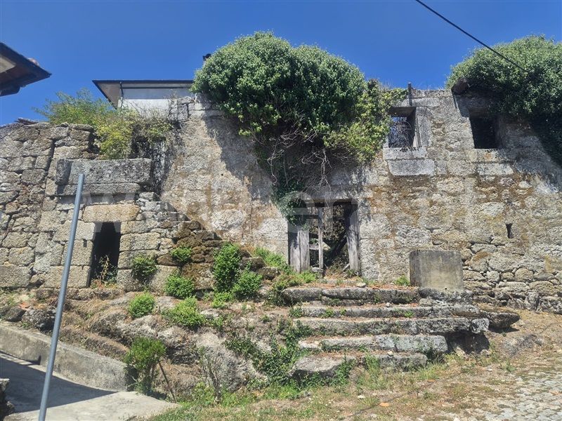 Moradia T4 / Celorico de Basto, Ribas
