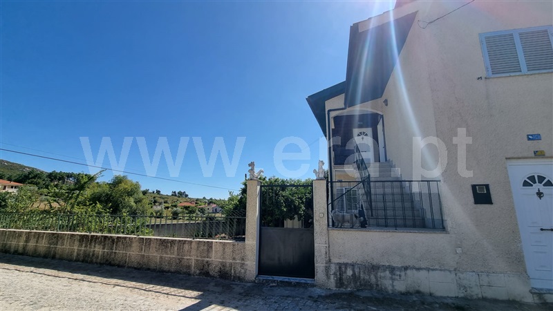 Moradia Geminada T4 Chaves, Redial - 1347366 - 2