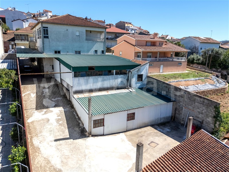 Moradia T4 à venda em Paul, Covilhã — foto 2