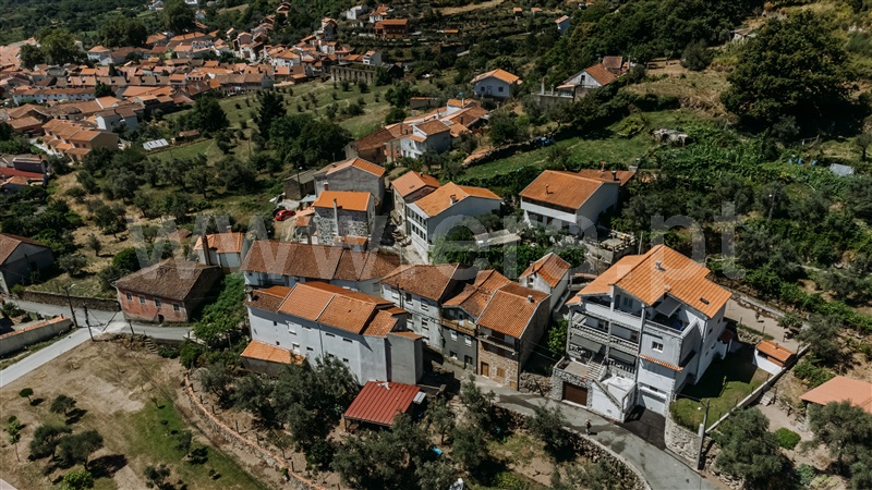 Moradia Geminada T4 Covilhã, Unhais da Serra - 1418563 - 2