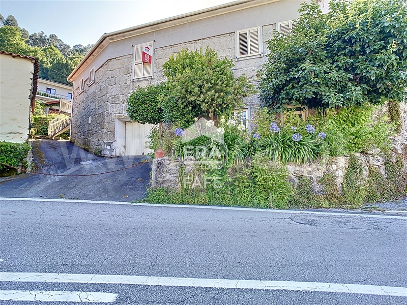 Moradia T4 / Fafe, Agrela e Serafão