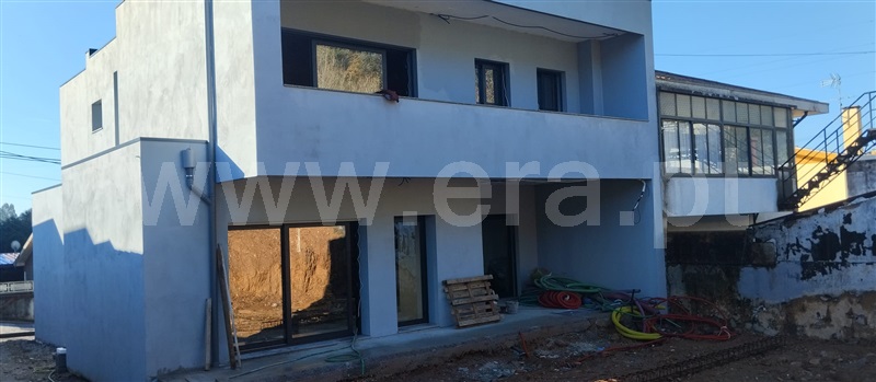 Moradia T4 à venda em Fânzeres - Regadas, Gondomar — foto 2