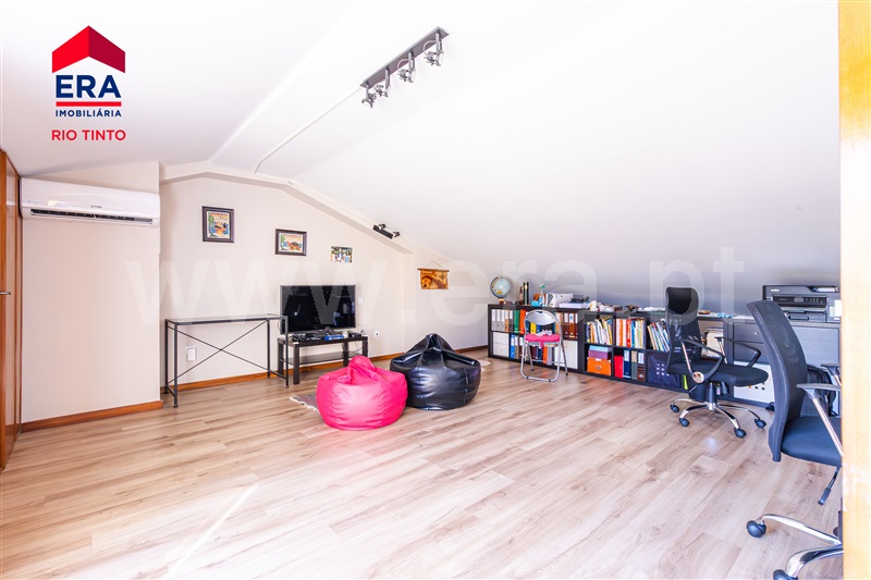Moradia T4 Gondomar, Rio Tinto - Centro - 1491356 - 1