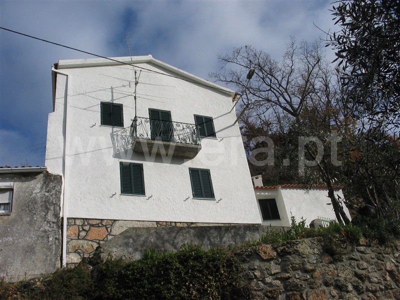 Moradia T4 / Gouveia, Aldeias e Mangualde da Serra