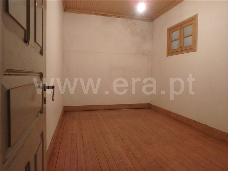 Moradia T4 Gouveia, Vila Nova de Tazem - 1266534 - 18