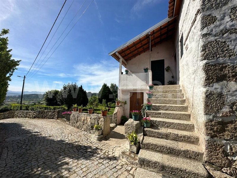 Moradia T4 / Guimarães, Sande Vila Nova e Sande São Clemente