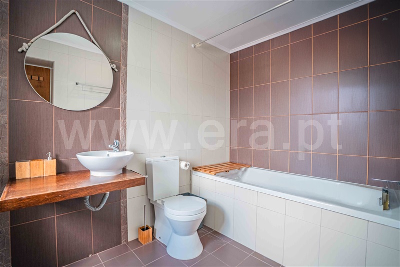 Moradia T4 à venda em Horta (Matriz), Horta — foto 12