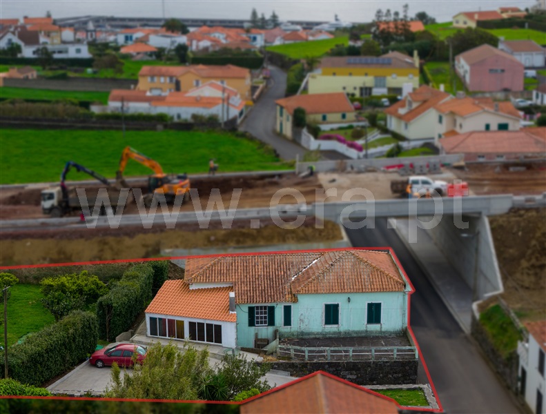 Moradia T4 à venda em Horta (Matriz), Horta — foto 10