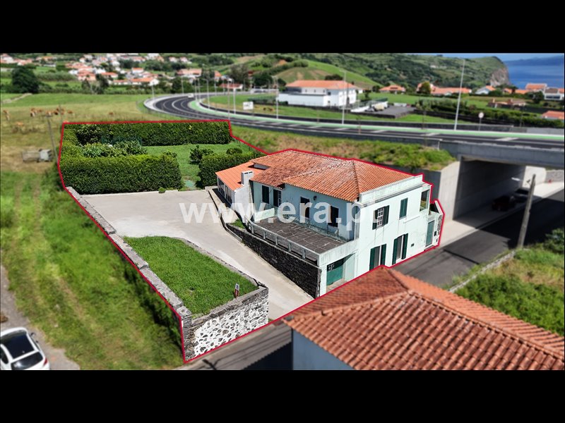 Moradia T4 à venda em Horta (Matriz), Horta — foto 3