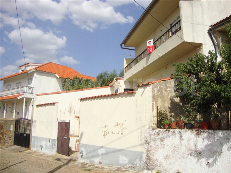 Moradia T4 / Idanha-a-Nova, Proença-a-Velha