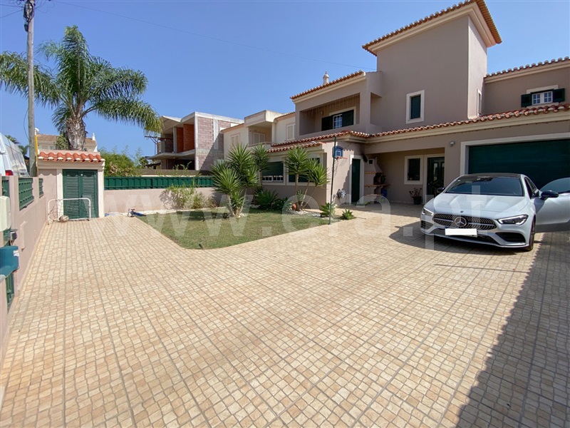 Moradia T4 Lagoa, Estômbar e Parchal - 1348995 - 5
