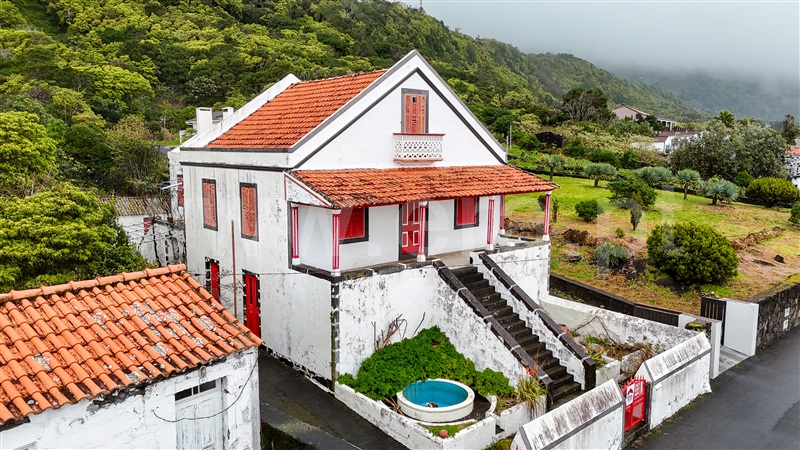 Moradia T4 à venda em Ribeiras, Lajes do Pico — foto 3