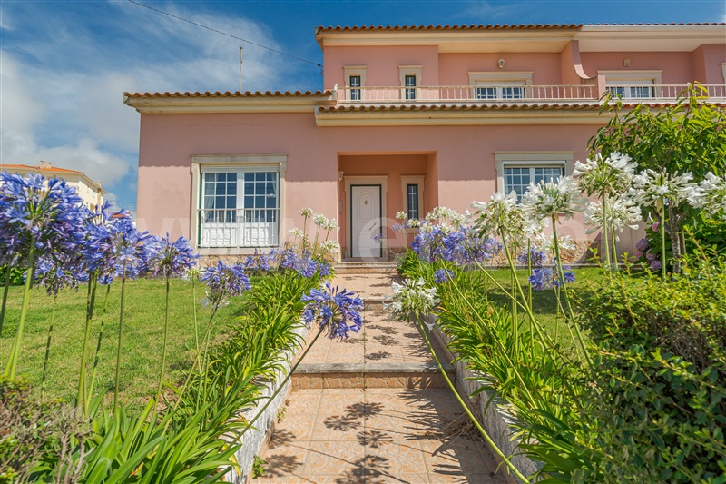 Moradia T4 / Lourinhã, Lourinhã e Atalaia