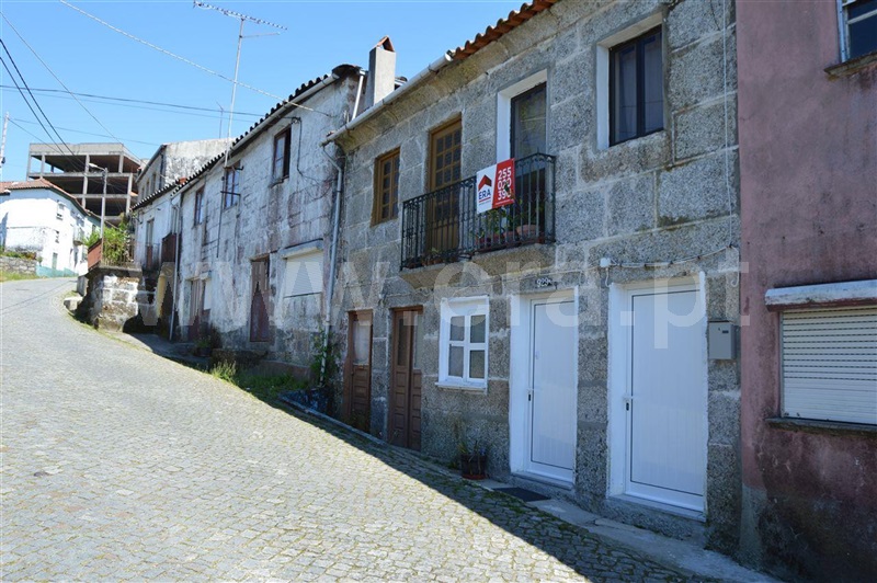 Andar Moradia T4 / Marco de Canaveses, Marco