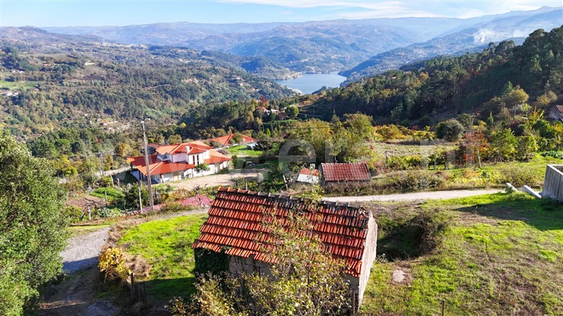 Moradia T4 à venda em Paredes de Viadores e Manhuncelos, Marco de Canaveses — foto 4