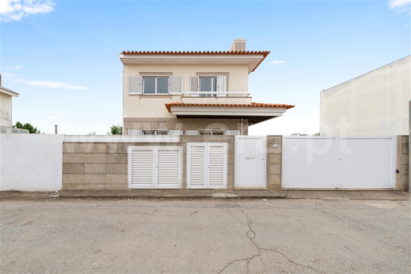 Moradia T4 / Matosinhos, Custóias