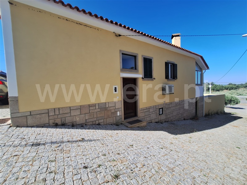 Moradia T4 / Meda, Mêda