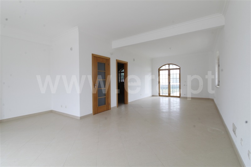 House in Moita - View 2