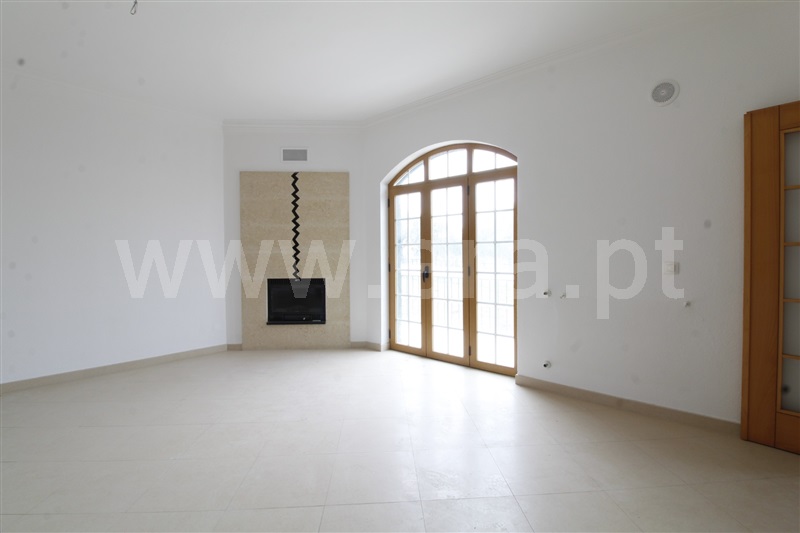 House in Moita - View 3