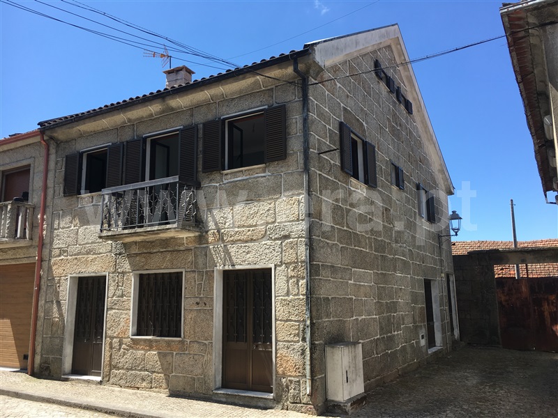 Moradia T4 / Montalegre, Montalegre e Padroso