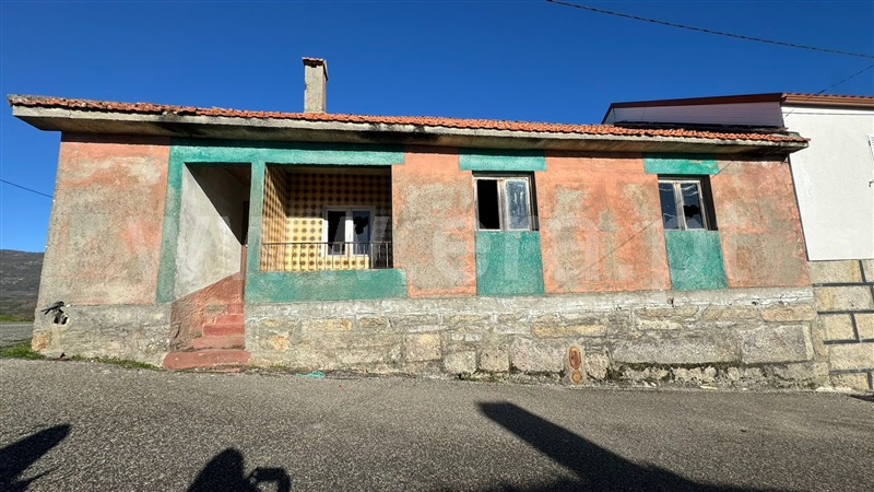 Moradia T4 / Montalegre, Santo André