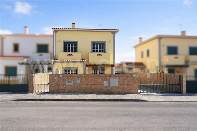 Moradia T4 / Óbidos, Olho Marinho