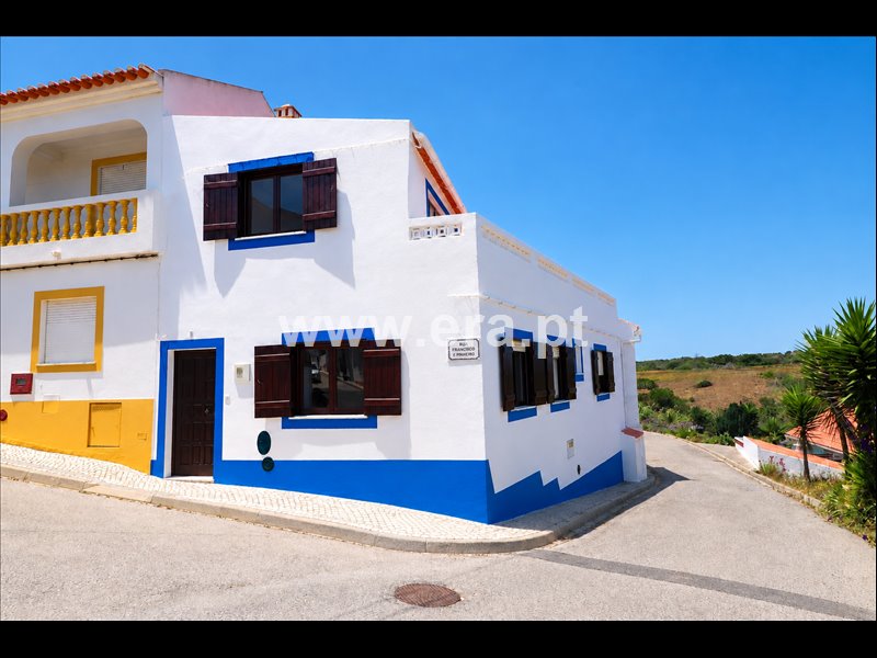 Moradia T4 à venda em Longueira/Almograve, €310.000