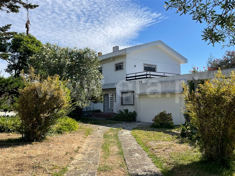 Moradia T4 / Oeiras, Alto da Terrugem Moradias