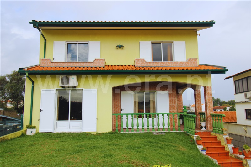 Moradia T4 / Oliveira do Bairro, Centro Oliveira do Bairro