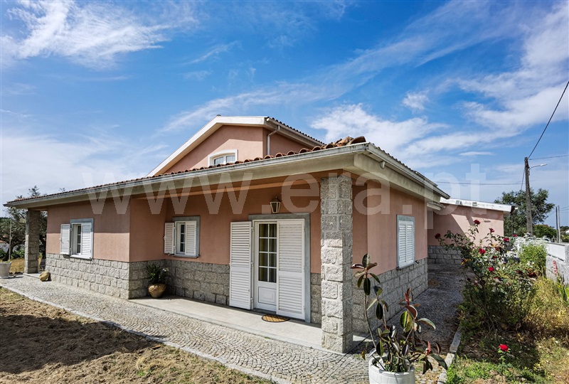 Moradia T4 / Oliveira do Hospital, Vila Franca da Beira