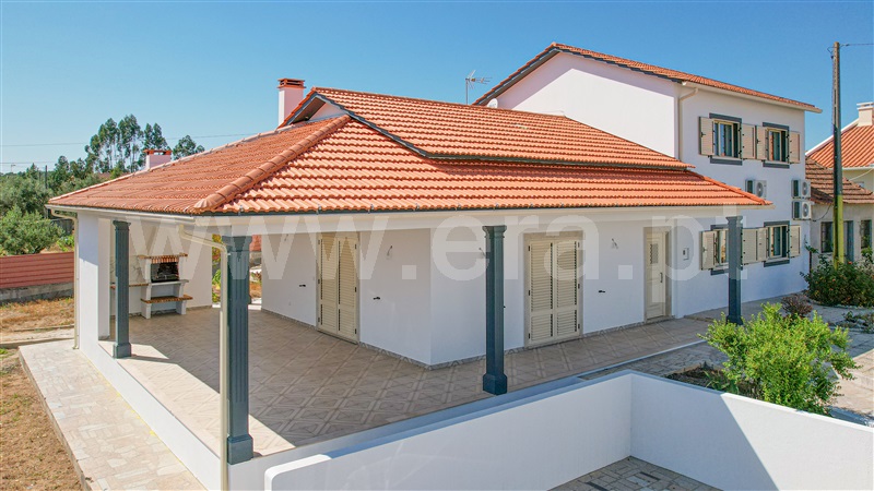 Moradia T4 / Ourém, Nossa Senhora da Piedade