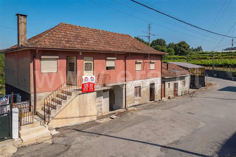 Moradia T4 / Paços de Ferreira, Frazão Arreigada