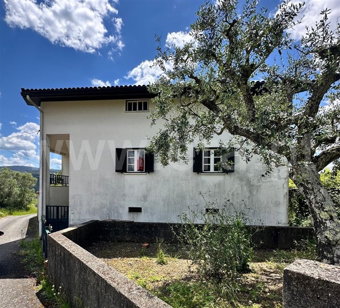 Moradia T4 / Pampilhosa da Serra, Coimbra / Pampilhosa da Serra