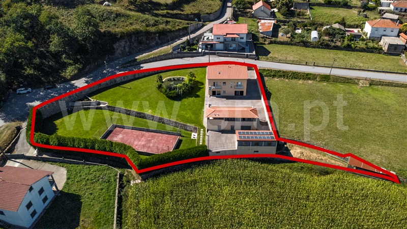 Moradia T4 à venda em Cunha, Paredes de Coura — foto 2